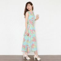 ライトブルー