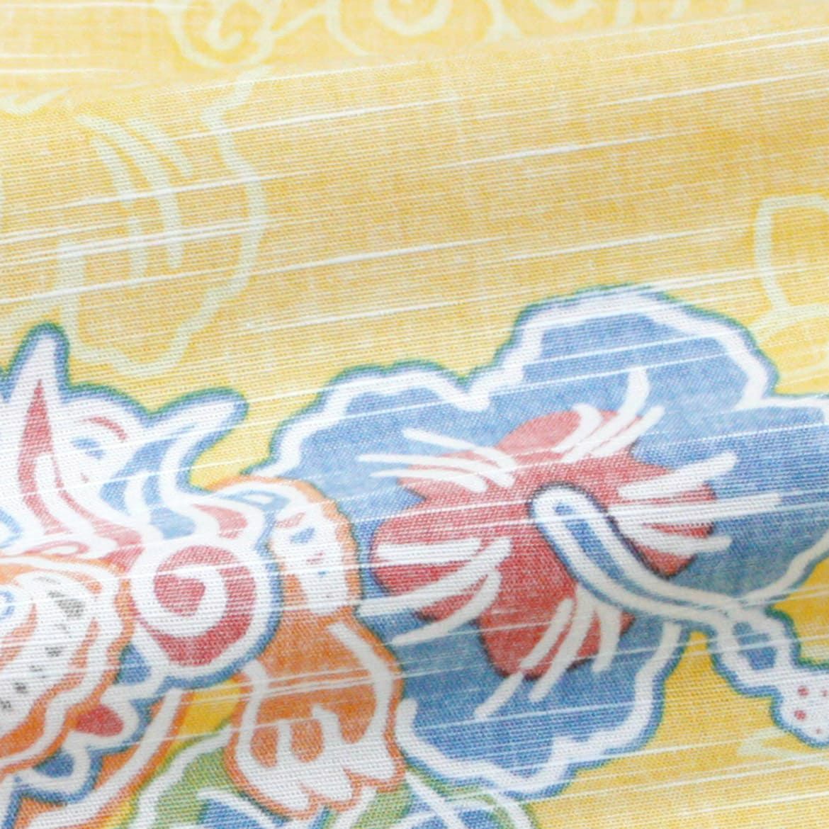 かりゆしウェア平置き画像（生地感確認）