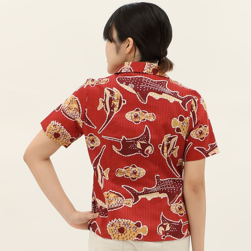 レッド後ろ姿たシルエット