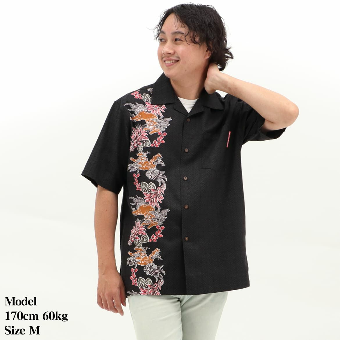かりゆしウェア　モデル着用画像