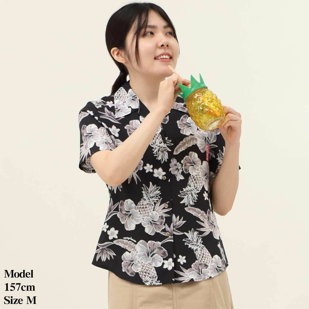 かりゆしウェア　モデル着用画像