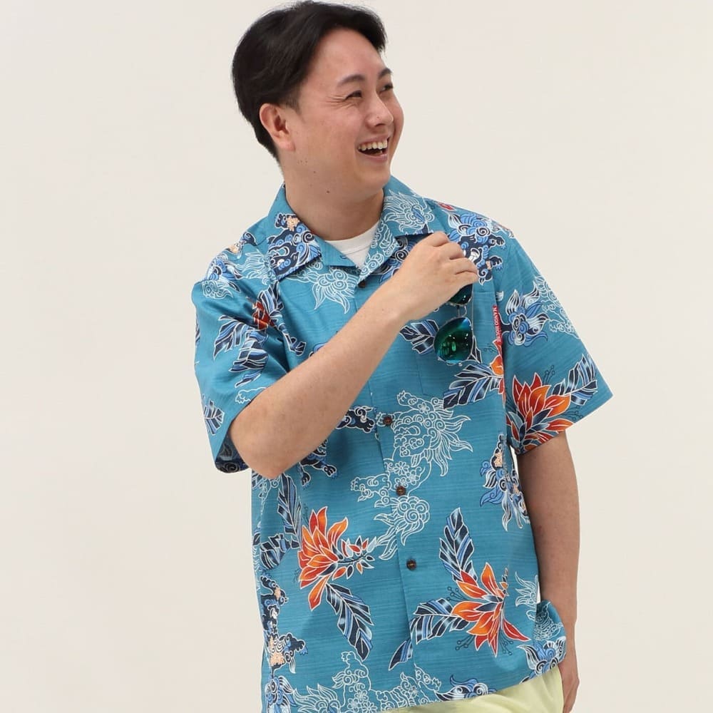 かりゆしウェア　モデル着用画像