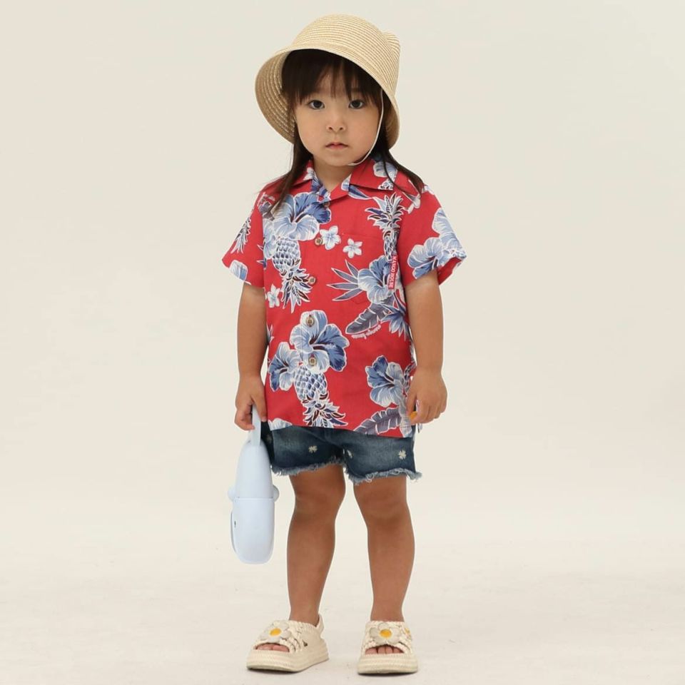 かりゆしウェア　モデル着用画像
