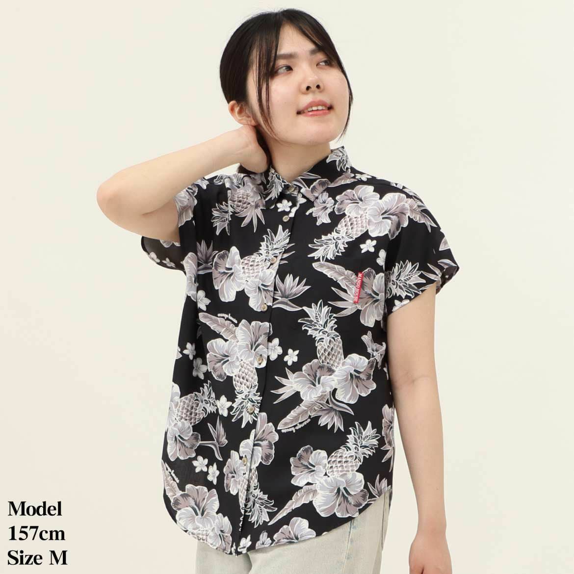 かりゆしウェア　モデル着用画像