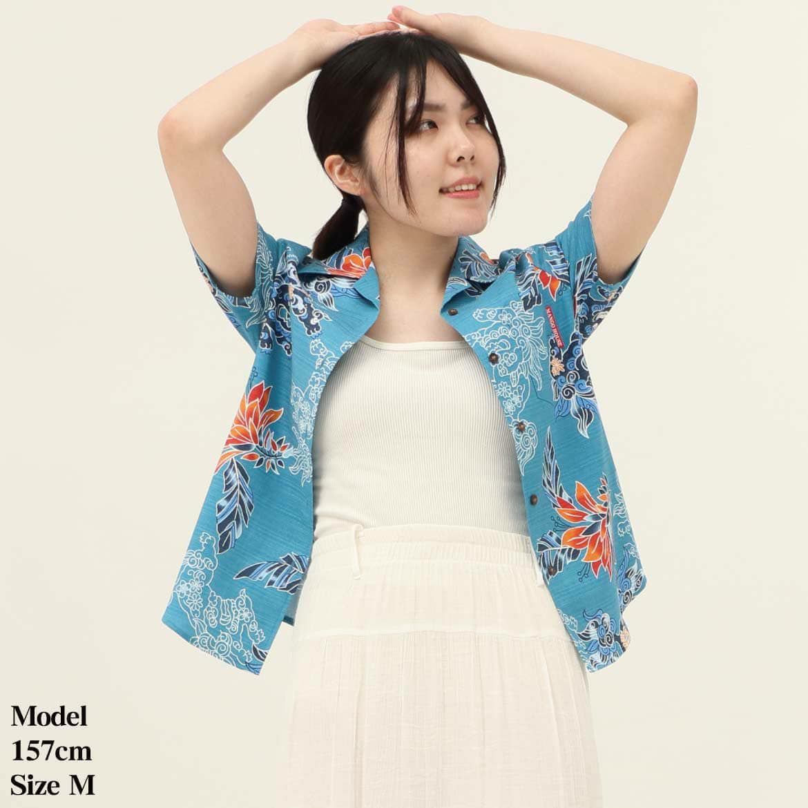 かりゆしウェア　モデル着用画像