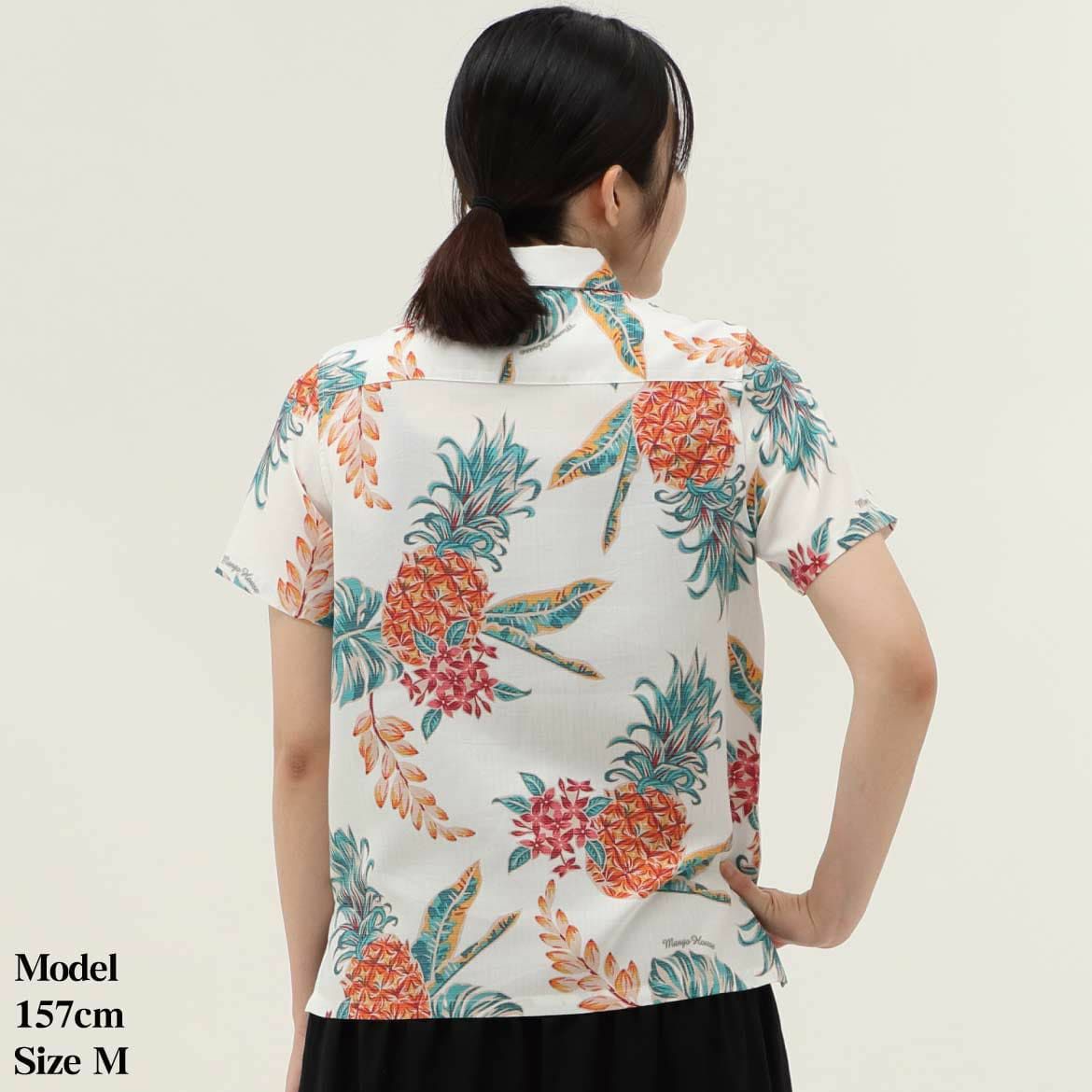 かりゆしウェア　モデル着用画像