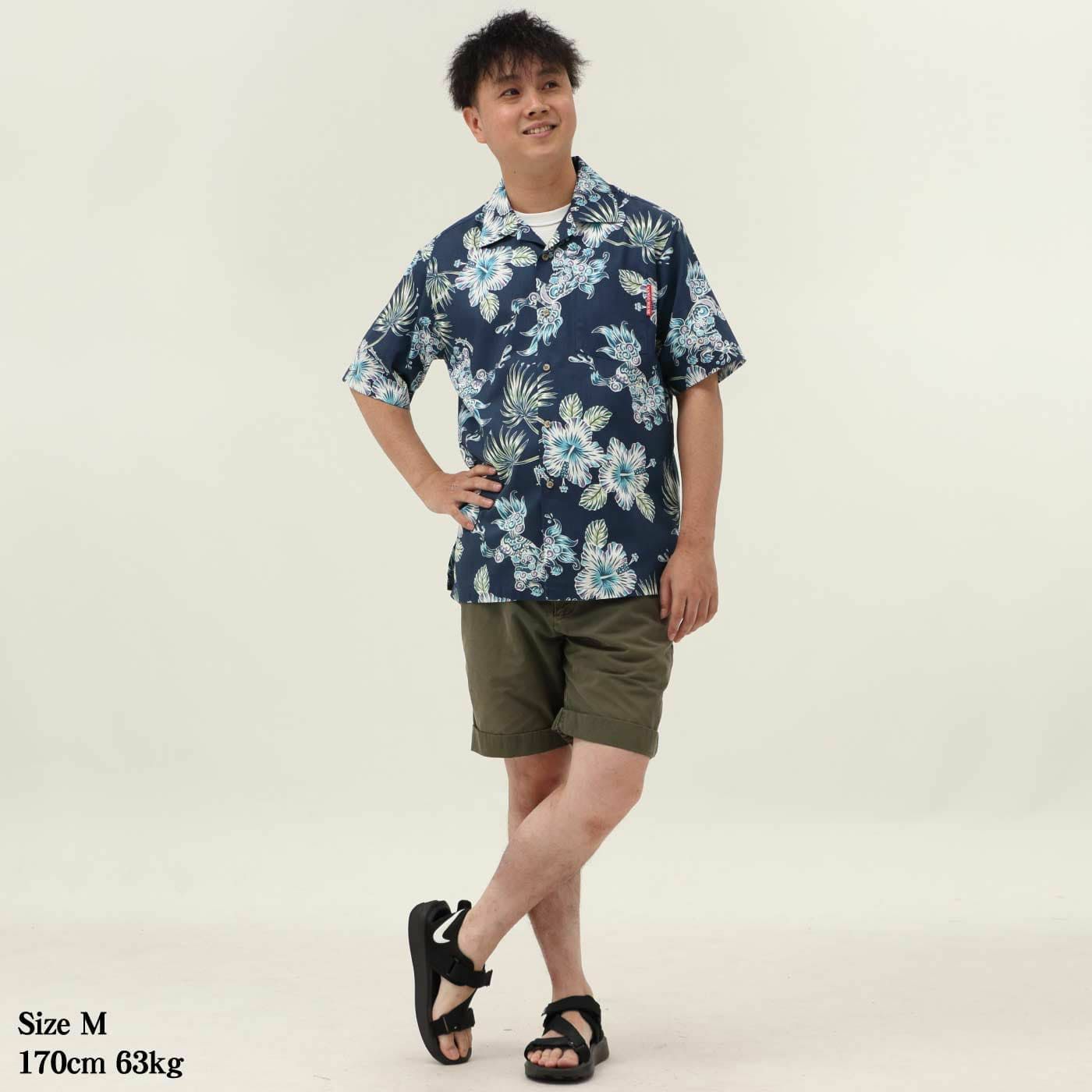 かりゆしウェアモデル着用画像