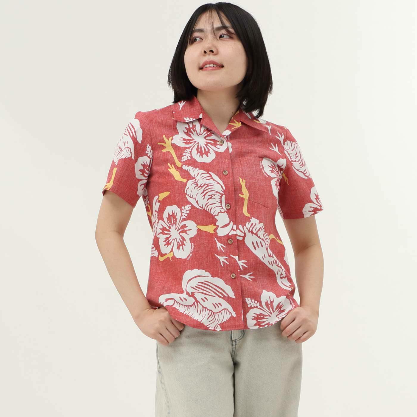 かりゆしウェアモデル着用画像