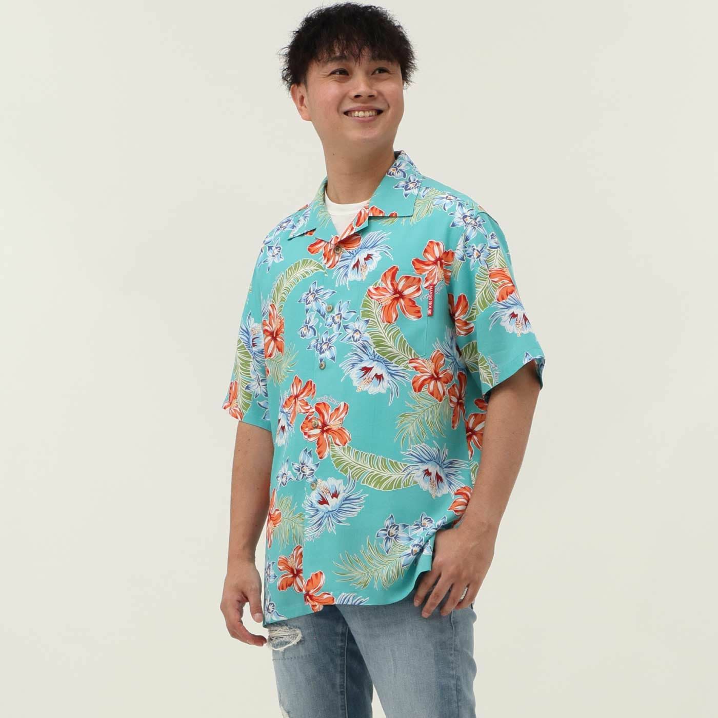 かりゆしウェア　モデル着用画像