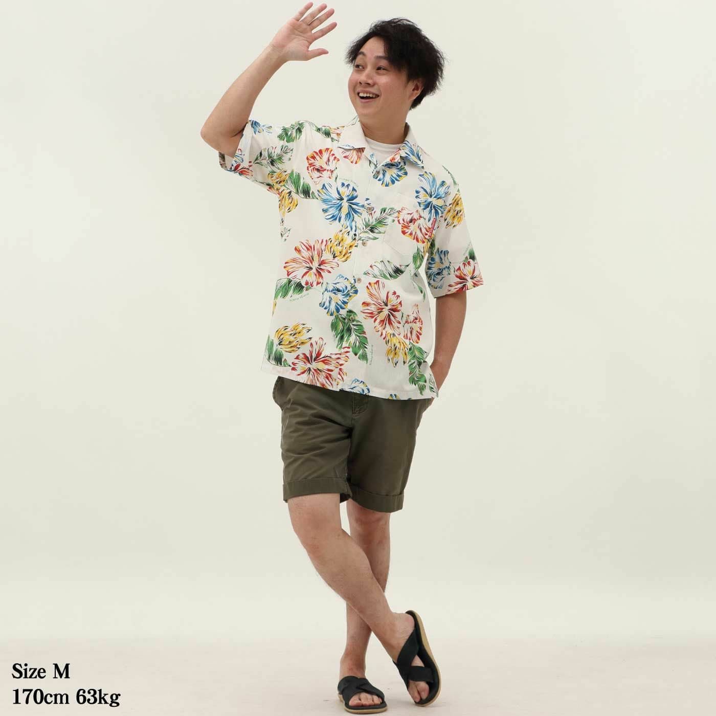 かりゆしウェアモデル着用画像