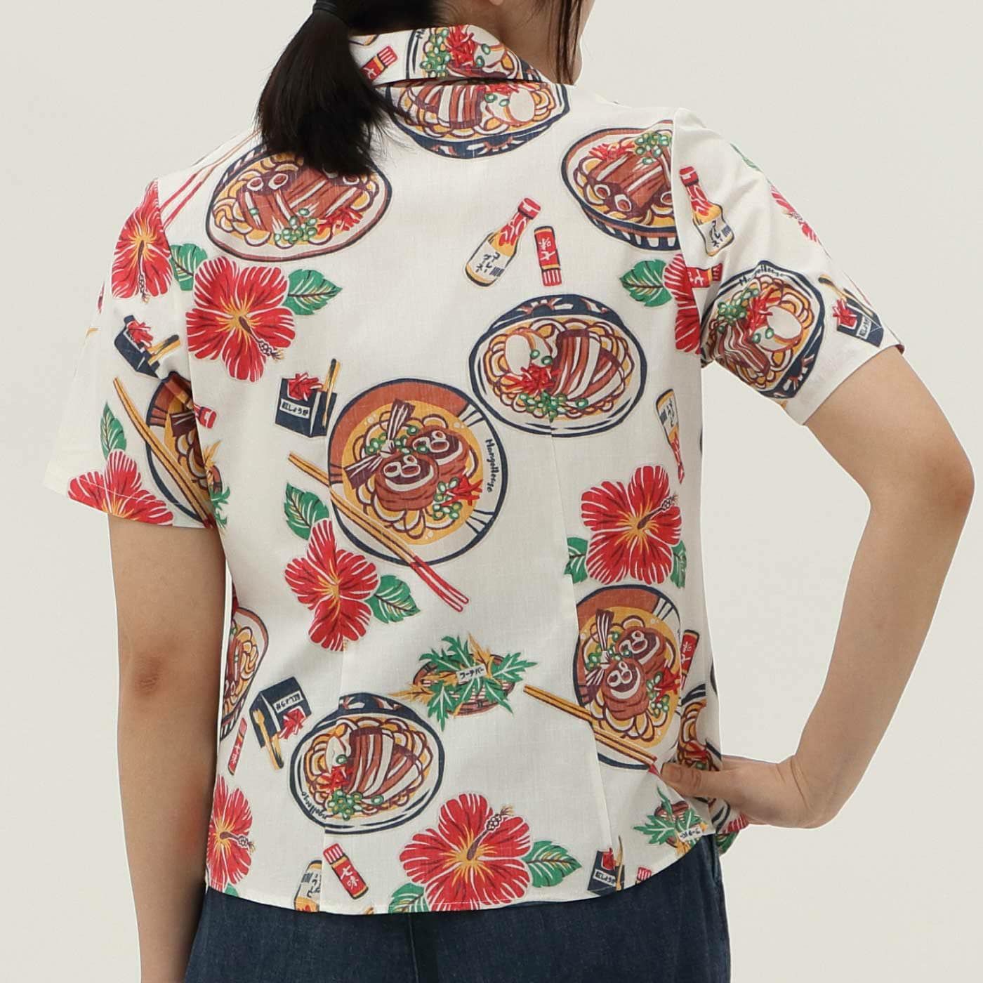 かりゆしウェアモデル着用画像
