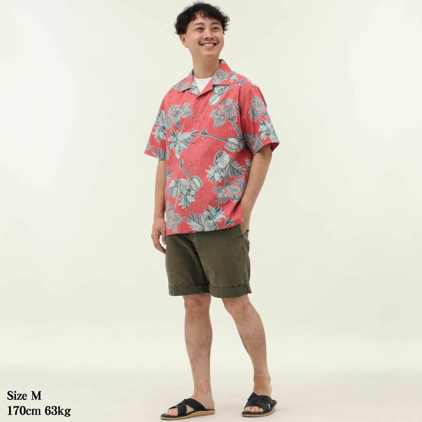 かりゆしウェアモデル着用画像